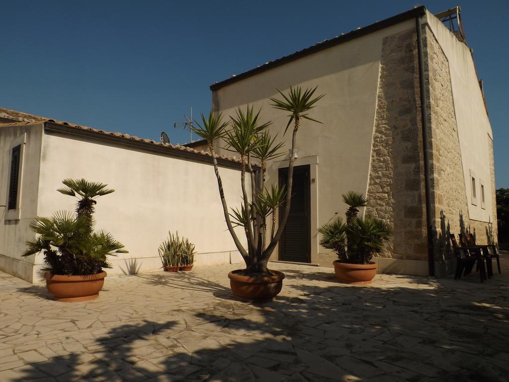 Lebaronie Villa Scicli Exterior foto