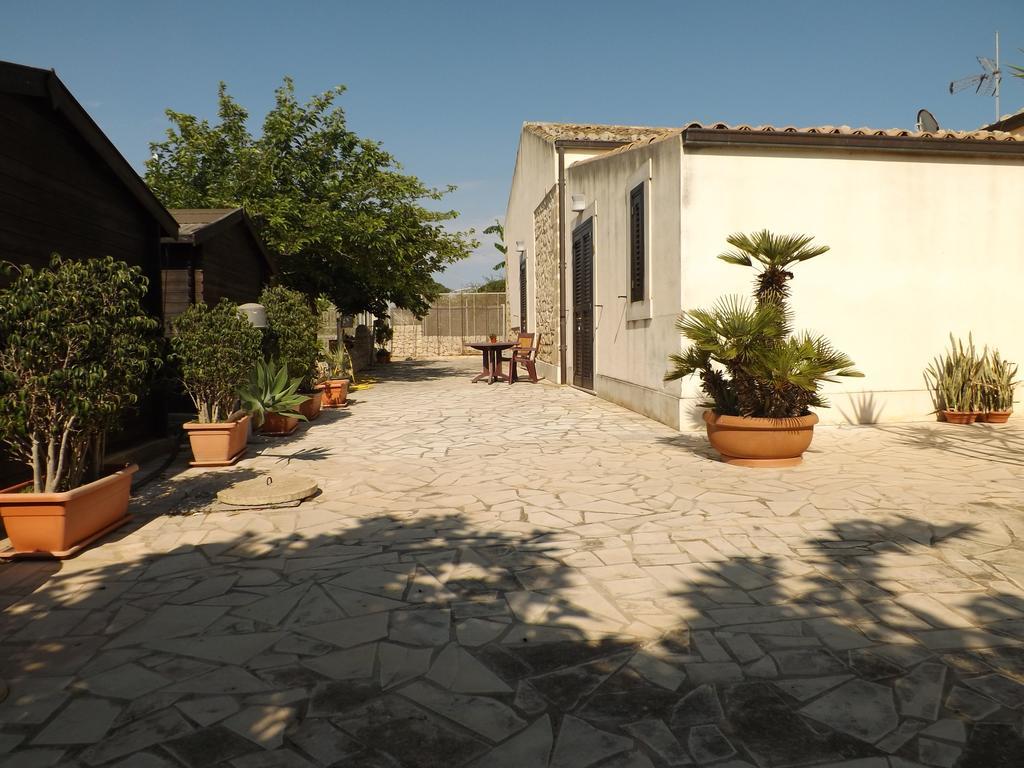 Lebaronie Villa Scicli Exterior foto