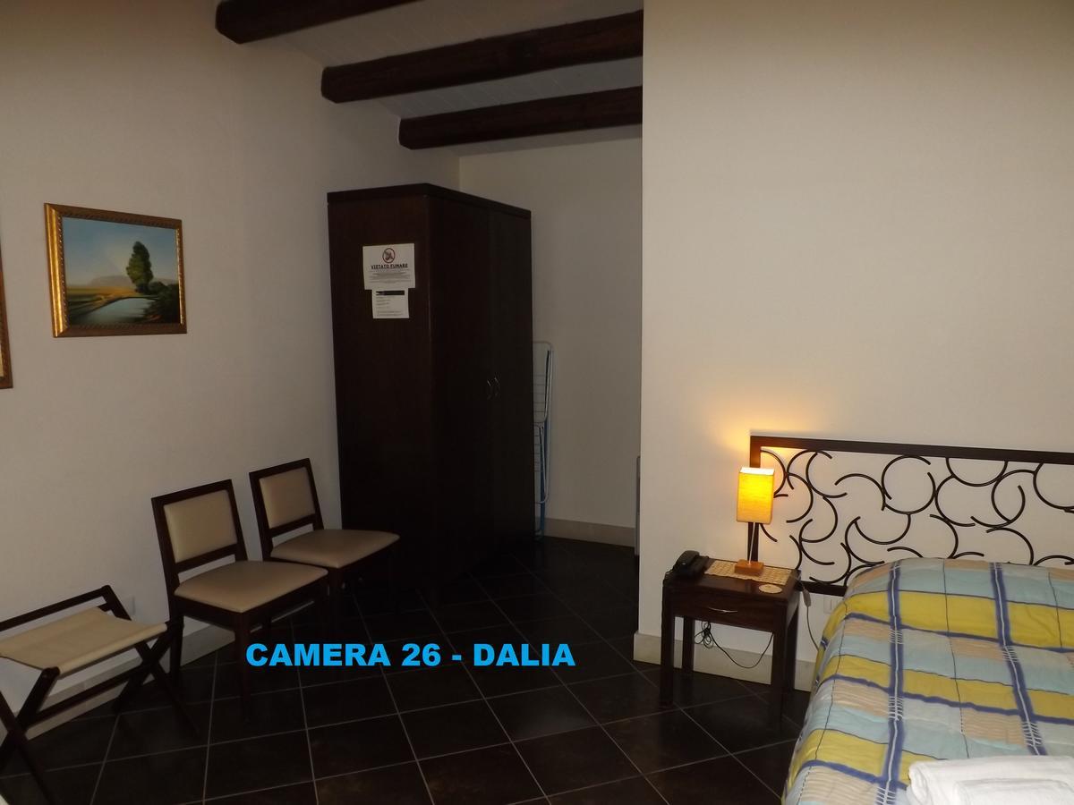 Lebaronie Villa Scicli Exterior foto